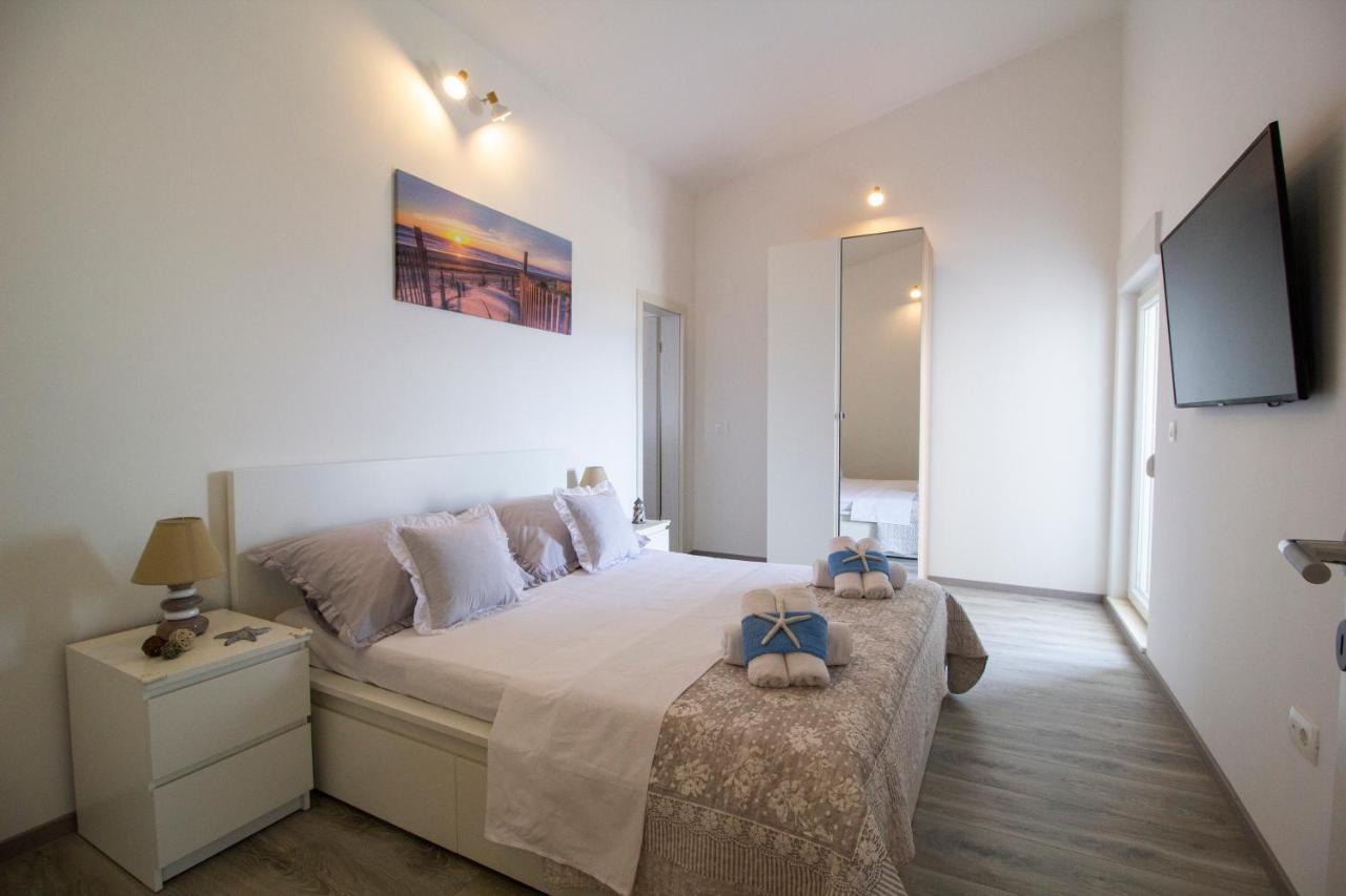 Apartman Cicibella Kaštela Esterno foto